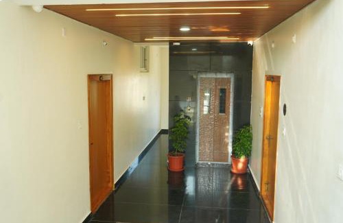 Tirupati Wohnung | BHARATHI STAYS Ultra luxury rooms 1RK Studio Apartments & 2BHK Apartments