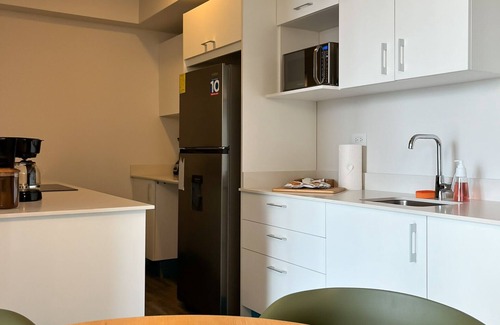 Mata Redonda Wohnung | Bienvenido a Green Oasis! Este Encantador Apartamento en Torre Secrt Sabana
