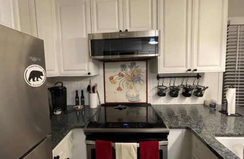 Big Canoe Hütte | Big Canoe cottage on Lake Sconti with water and golf course views