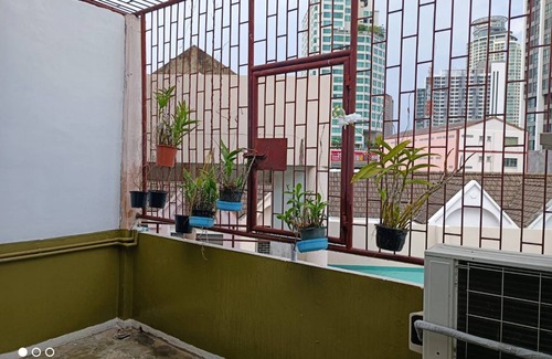 Phra Khanong Nuea Haus | Big Groups Heaven in Central Location