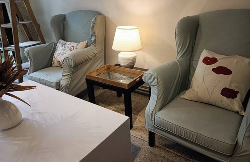 Phra Khanong Nuea Haus | Big Groups Heaven in Central Location