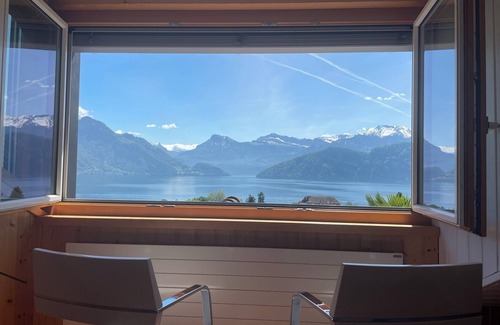 Weggis Haus | Haus am Vierwaldstättersee. Erstaunliche Aussicht, 5 Schlafzimmer und Gärten