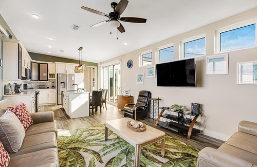 Doctor's Arm Haus | Big Pine Key Dreams