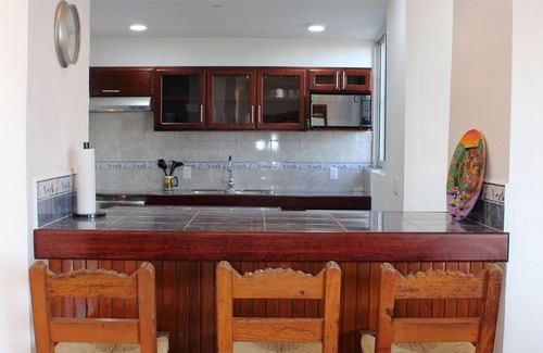 Abelardo L. Rodriguez Haus | Große Aussicht, Casa Vista, Santiago ist 250 ft über der Bucht von Santiago mit erstaunlichen 180-Grad-Ansichten, 3 Palapas, Pool und Stränden in Sichtweite