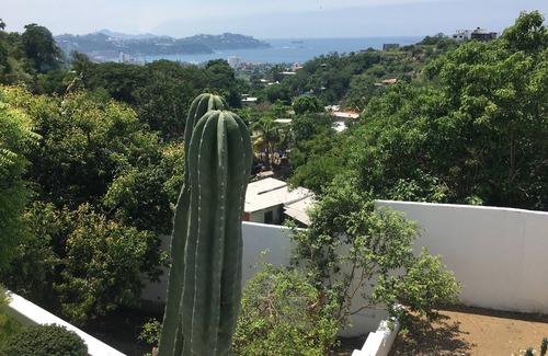 Abelardo L. Rodriguez Haus | Große Aussicht, Casa Vista, Santiago ist 250 ft über der Bucht von Santiago mit erstaunlichen 180-Grad-Ansichten, 3 Palapas, Pool und Stränden in Sichtweite