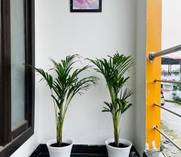Dehradun Wohnung | Bigbro-Air I Comfy N Independent