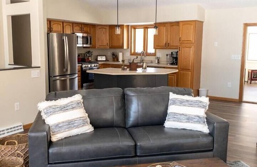 Crosby Haus | Biker's Paradise at Trailhead Lodge