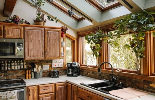 Slovan Haus | Billy Boy Retreat - Cohosted by Stacy & Dave