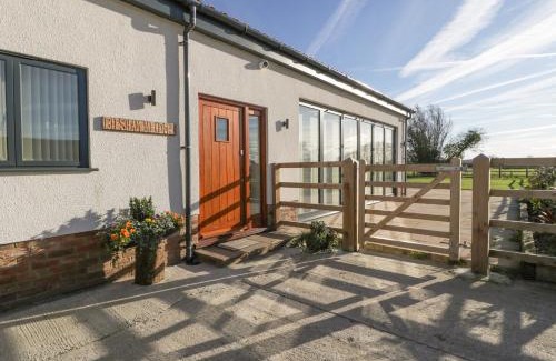 Pilning Haus | Bilsham Meadows