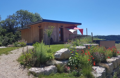 Prenovel Haus | Bioclimatic cottage Jura