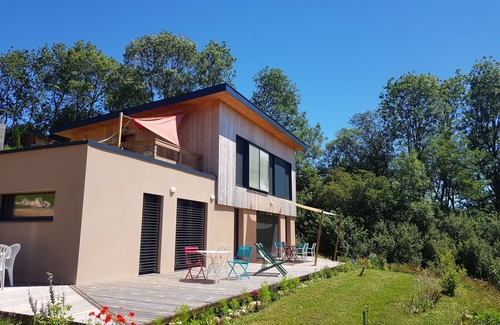 Prenovel Haus | Bioclimatic cottage Jura