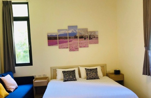 Toucheng Haus | Birdhouse is a 2-floor house that can accommodate over 16 persons