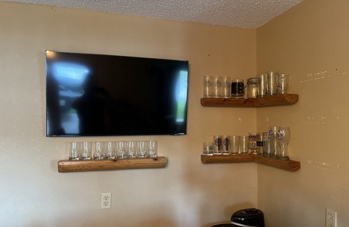 Forbes Haus | Biwabik Bunkhouse near Giants' Ridge