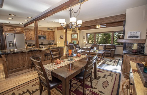 Tahoe Woods Haus | Jordan: 1 BR / 1 BA Haus / Blockhütte in Tahoe City, Schlafen 2