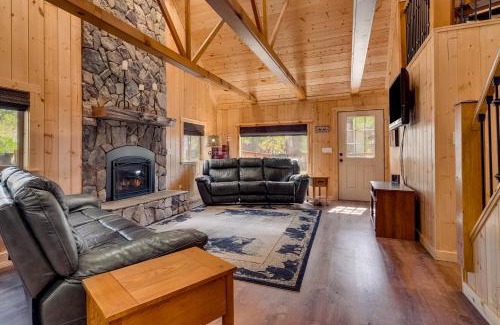 South Lake Tahoe Haus | Black Bear Hideaway