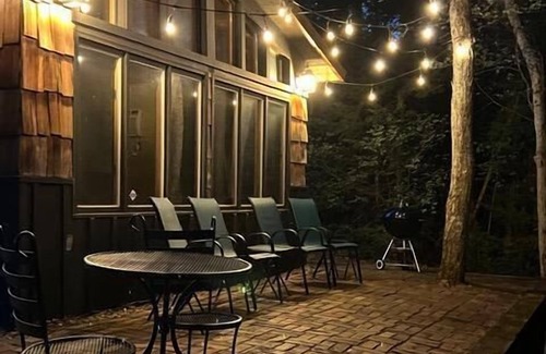 Frederic Kabine | BLACK BEAR LODGE - Open Memorial Day Wochenende & 4. Juli 2019!