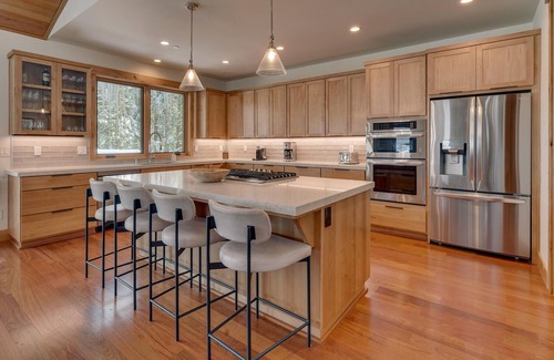 Tahoe Pines Haus | Blackwood Creek Chalet - TLUXP