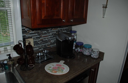 Waynesboro Wohnung | Blair's Vintage Apartment Nestled in Wine Country