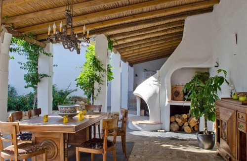 Canillas de Aceituno Villa | Blanco De Caza - Drei Schlafzimmer Villa, Schläft 6