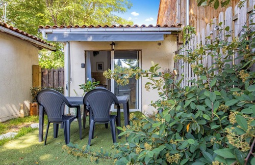 Hourtin Wohnung | Studio 'Bleu Nature - Hourtin, Medoc' mit Privatterrasse, Wi-Fi und Klimaanlage