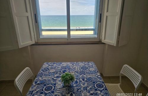 Praia de Faro Haus | Blife Vistaya private rooms at Faro beach