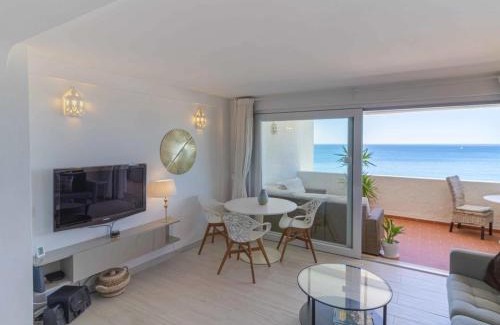 Praia da Luz Wohnung | Bliss Luz Horizon - Panoramic Sea View - 50m to Beach - Central Praia da Luz - Walk distance to Everywhere