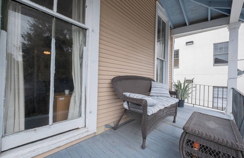 Mid-City Haus | Blockieren Sie von der Straßenbahn zum Stadtpark, zum Jazz Fest und zum French Quarter