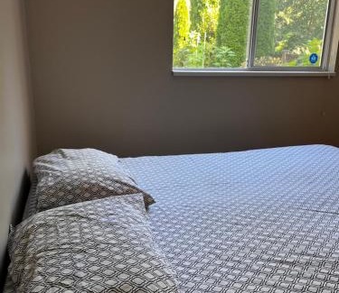 South Surrey Haus | Bloom House 樱花民宿