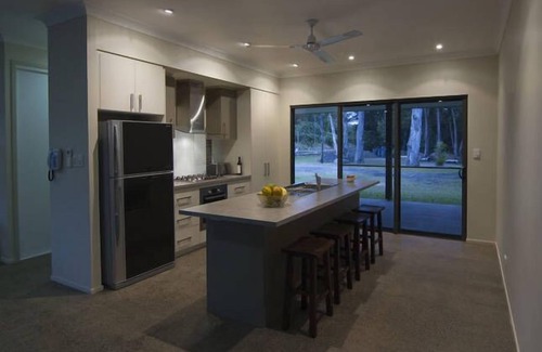 Bloomfield Haus | Bloomfield Beach House