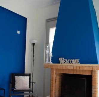 Marathon Wohnung | Blue and White