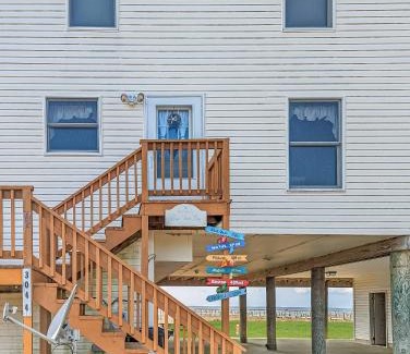 Chincoteague Haus | Blue Chair Bay - Waterfront townhome with Fishing pier!