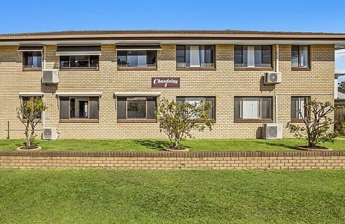 Sawtell Wohnung | Blue Gem, situated perfectly within a quiet street it is with only a short stroll to Sawtell Village