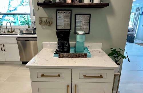 Ruskin Haus | Blue Heron House | Private 4 BR Waterfront w/ Heated Pool and Fire Pit