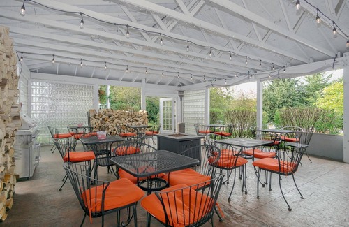 Newaygo Wohnung | Blue Room at Newaygo Bed & Breakfast