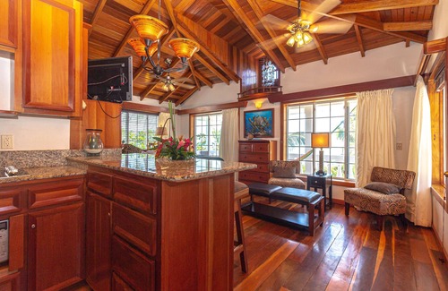 San Pedro Kabine | Blue Tang Inn