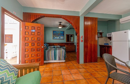 San Pedro Kabine | Blue Tang Inn