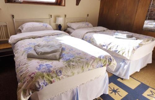 Severn Stoke Bed & Breakfast | Bluebell Farm