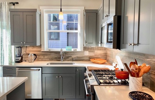 Sagewood Haus | Bluebird Day - Haus-familienfreundliche Nachbarschaft-Bikes-River Trail