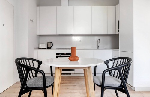 Benfica Wohnung | Blueground | Benfica, move-in-ready w/ furniture