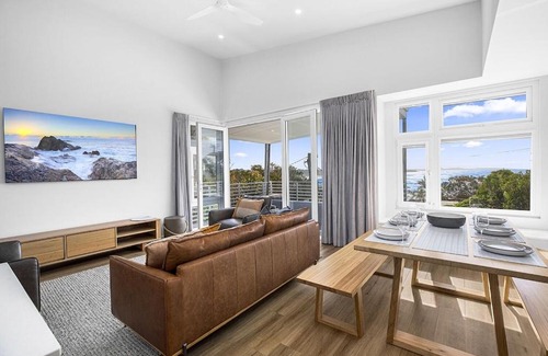 Woolgoolga Haus | Bluehaven Woolgoolga - Brand New, Ocean Views, 200m Stroll to Beach and Restaurants!