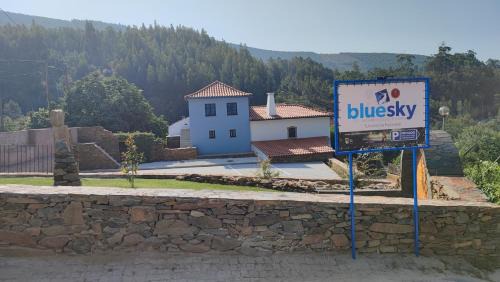 Camelo Haus | BLUESKY by Camelo Casas de Campo