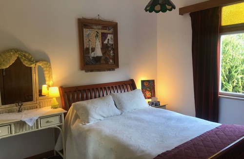 Bluff Hill Bed & Breakfast | Bluff Hill Lighthouse B&B