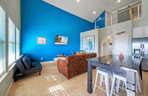 Flour Bluff Haus | Boat Dock & Pool | Private Fishing Village | Roseate Spoonbill by AvantStay