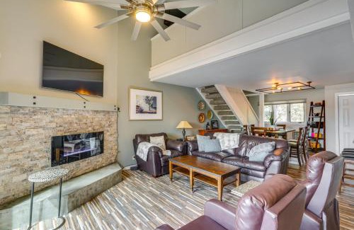 Osage Beach Wohnung | Boat Slip and Pools Waterfront Osage Beach Condo!