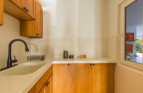 Malmok Wohnung | Boca Catalina Gehobene Apt 2bd-2bath Schritte zum Strand
