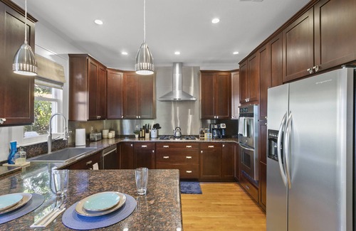 Tampa Heights Haus | Hurricane Safe Haven Bungalow Near Armature Works