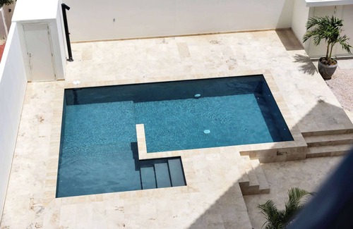 Playa Wohnung | Bonaire Beach Apartment 15 with communal pool and dive facilities