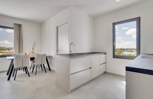 Playa Wohnung | Bonaire Beach Apartment 16 with communal pool and diving facilities