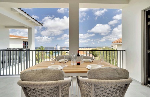 Playa Wohnung | Bonaire Beach Apartment 16 with communal pool and diving facilities