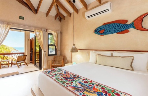 Placencia Resort | Book our entire beach front hotel